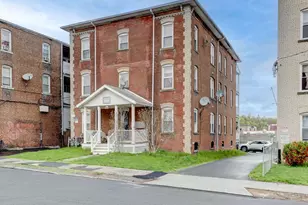109 Grove St, New Britain, CT 06053 - Photo 2