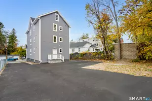 38 Young St, Waterbury, CT 06704 - Photo 32