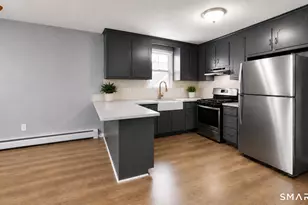 24-25 Acorn St, New Britain, CT 06051 - Photo 4
