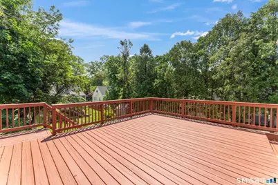 40 Cowan Avenue, Stamford, CT 06906 - Photo 20