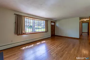11 Hickory Ln, Farmington, CT 06032 - Photo 6