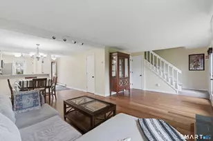 28 Chestnut Ct, Rocky Hill, CT 06067 - Photo 8