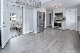 58 Newton St, Stratford, CT 06614 - Photo 16