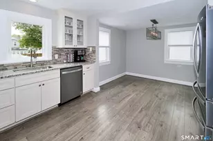 58 Newton St, Stratford, CT 06614 - Photo 12