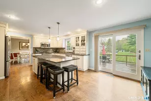 27 S Pond Cir, Cheshire, CT 06410 - Photo 10