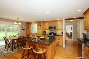 34 Hitchcock Ln, Avon, CT 06001 - Photo 16