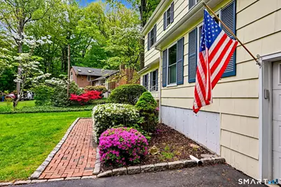 18 Kreiner Lane, Norwalk, CT 06850 - Photo 4