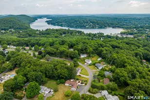 10 Horseshoe Dr, Danbury, CT 06811 - Photo 34