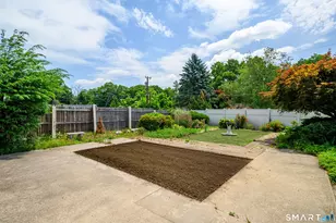 10 Horseshoe Dr, Danbury, CT 06811 - Photo 30