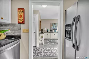 6 Highpoint Ct, Woodbury, CT 06798 - Photo 4