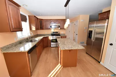1 Morello Circle, Windsor, CT 06095 - Photo 6