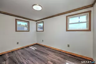 10 Donna St, Beacon Falls, CT 06403 - Photo 20