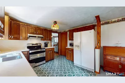 14 Carriage Drive, Enfield, CT 06082 - Photo 4