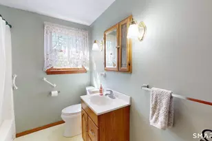 14 Carriage Dr, Enfield, CT 06082 - Photo 26