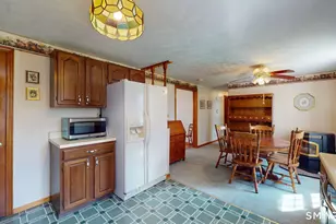 14 Carriage Dr, Enfield, CT 06082 - Photo 6