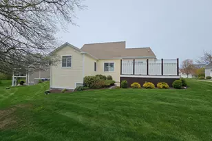26 Seminole Cir, Litchfield, CT 06750 - Photo 2