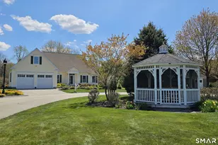 26 Seminole Cir, Litchfield, CT 06750 - Photo 1