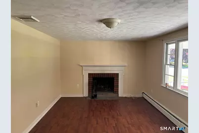 44 Saint James Avenue, Enfield, CT 06082 - Photo 10