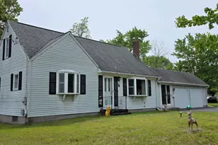 5 Pershing Rd, Windsor Locks, CT 06096 - Photo 2