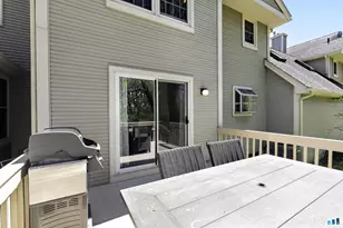 2107 Meadowview Dr, East Windsor, CT 06088 - Photo 34