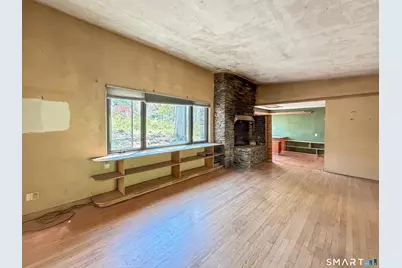 136 Forest Road, Milford, CT 06461 - Photo 2