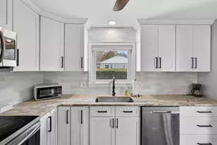 5 Oak Rd, Waterford, CT 06385 - Photo 14