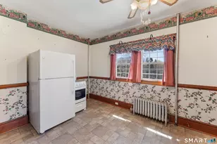 9 Floral Ave, Thompson, CT 06255 - Photo 10