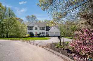 11 White Oak Ln, Waterford, CT 06375 - Photo 2