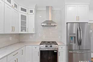 95 Harvest Ridge Rd, Stratford, CT 06614 - Photo 8