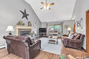 40 Twin Oak Farm Rd, Wallingford, CT 06492 - Photo 22