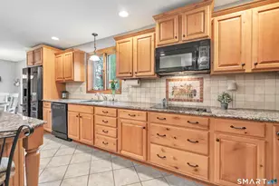40 Twin Oak Farm Rd, Wallingford, CT 06492 - Photo 12