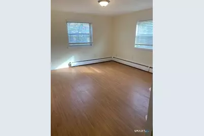 174 Hillside Avenue, Hartford, CT 06106 - Photo 12
