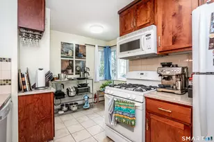12 Byrne Ct, Farmington, CT 06032 - Photo 10