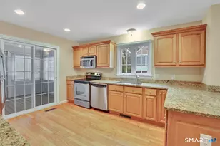 24 Lantern Ln, Vernon, CT 06066 - Photo 12