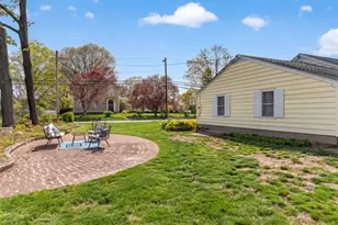46 Lynde St, Old Saybrook, CT 06475 - Photo 14