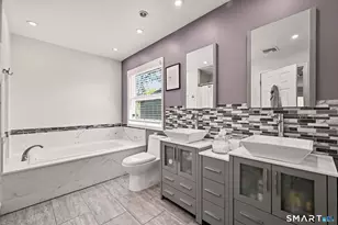 179 W Rocks Rd, Norwalk, CT 06851 - Photo 18