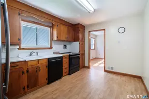 571 Avon Dr, Orange, CT 06477 - Photo 10
