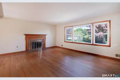 571 Avon Drive, Orange, CT 06477 - Photo 4