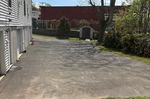 227 E Main St, Middletown, CT 06457 - Photo 4