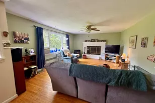 43 Bethwood Ln, Woodbury, CT 06798 - Photo 10