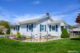 8 Teddy Ln, Norwich, CT 06360 - Photo 4