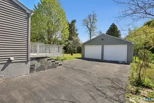 7 Mohawk Dr, Farmington, CT 06085 - Photo 6