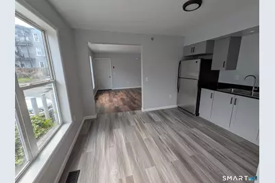 619 Shelton Street #1st Floor R, Bridgeport, CT 06608 - Photo 2