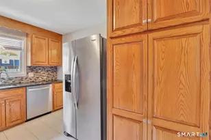 1165 Enfield St, Enfield, CT 06082 - Photo 4