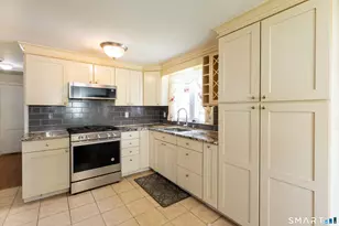 170 Amherst St, Hartford, CT 06106 - Photo 12