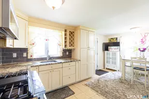 170 Amherst St, Hartford, CT 06106 - Photo 10