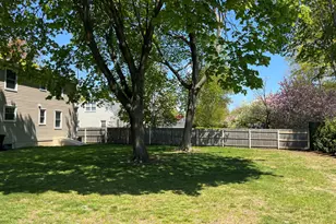 427 Westford Dr, Fairfield, CT 06890 - Photo 4