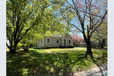 427 Westford Drive, Fairfield, CT 06890 - Photo 2