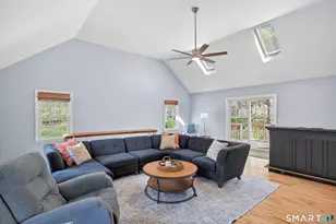 19 Crabapple Ln, Newtown, CT 06470 - Photo 10