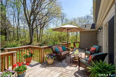 19 Crabapple Lane, Newtown, CT 06470 - Photo 34